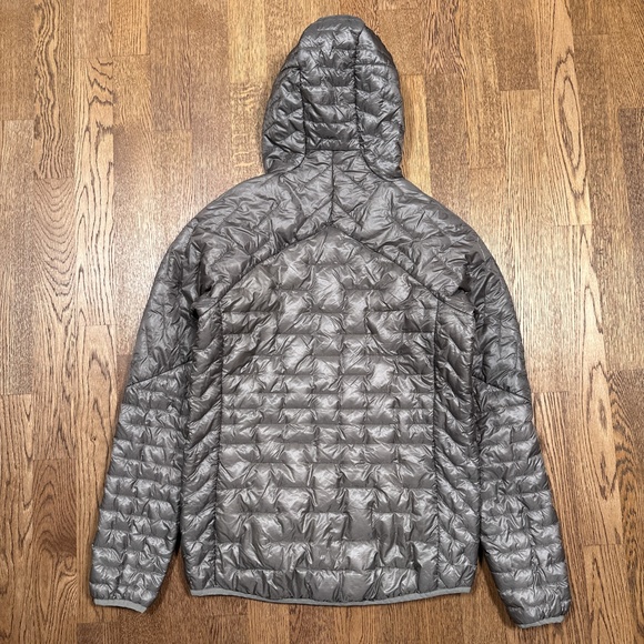 Patagonia Micro Puff Insulated Synthetic Puffer Gray Hooded Jacket Womens Small - Picture 2 of 9